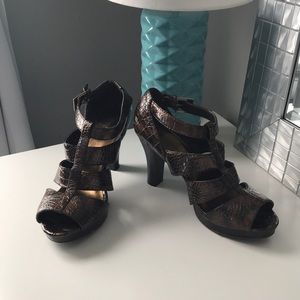 Maurice’s textures high heels size 10